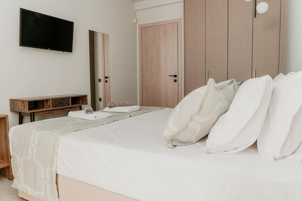 טריקלה Quattro Luxury Apartments מראה חיצוני תמונה